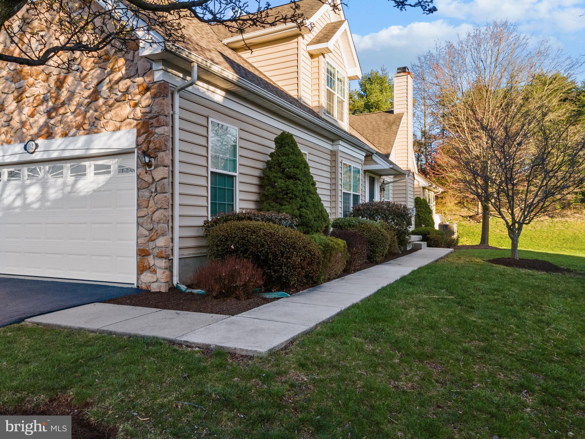 82 Mallard Ct