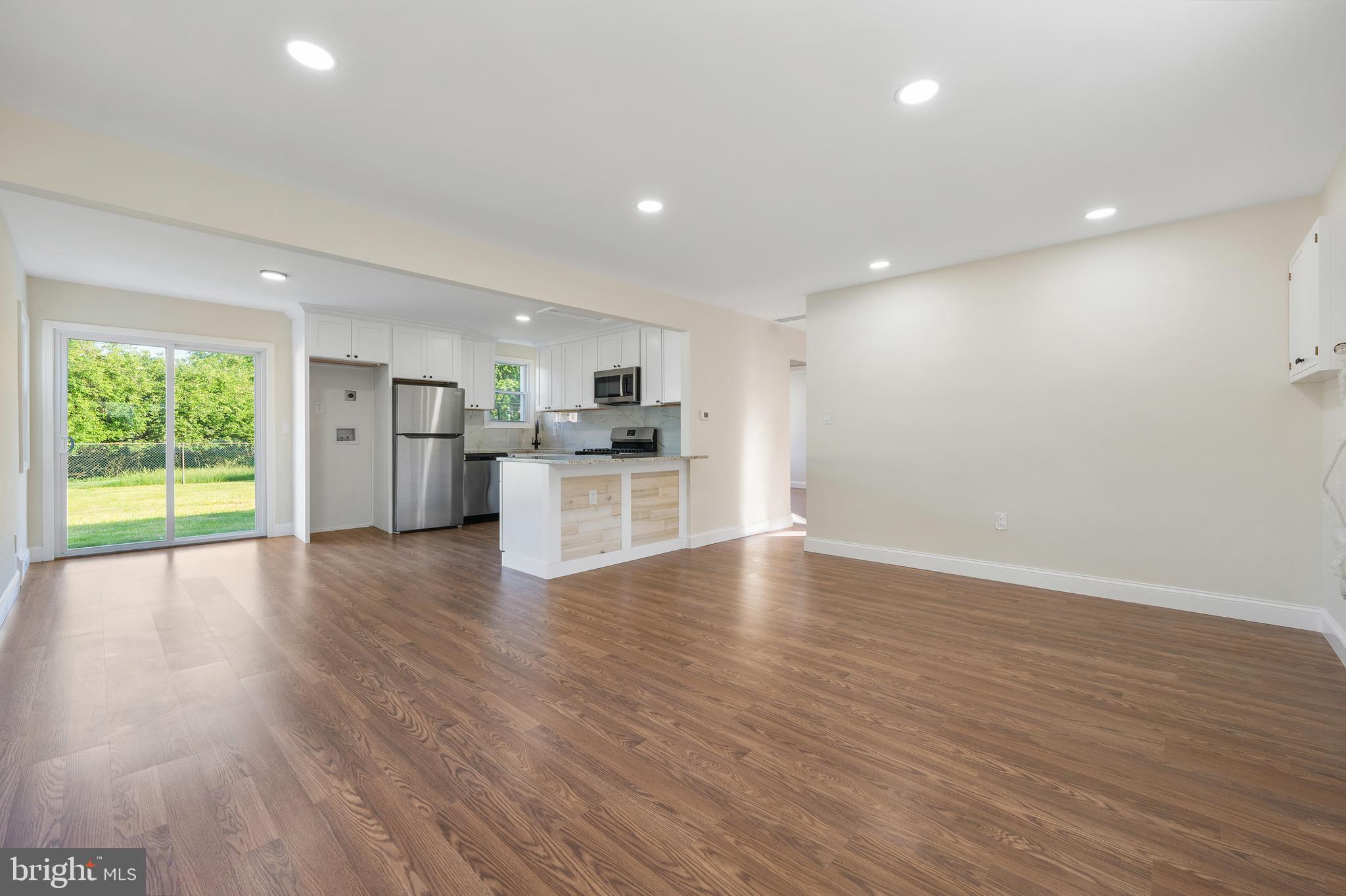129 Ivy Ln