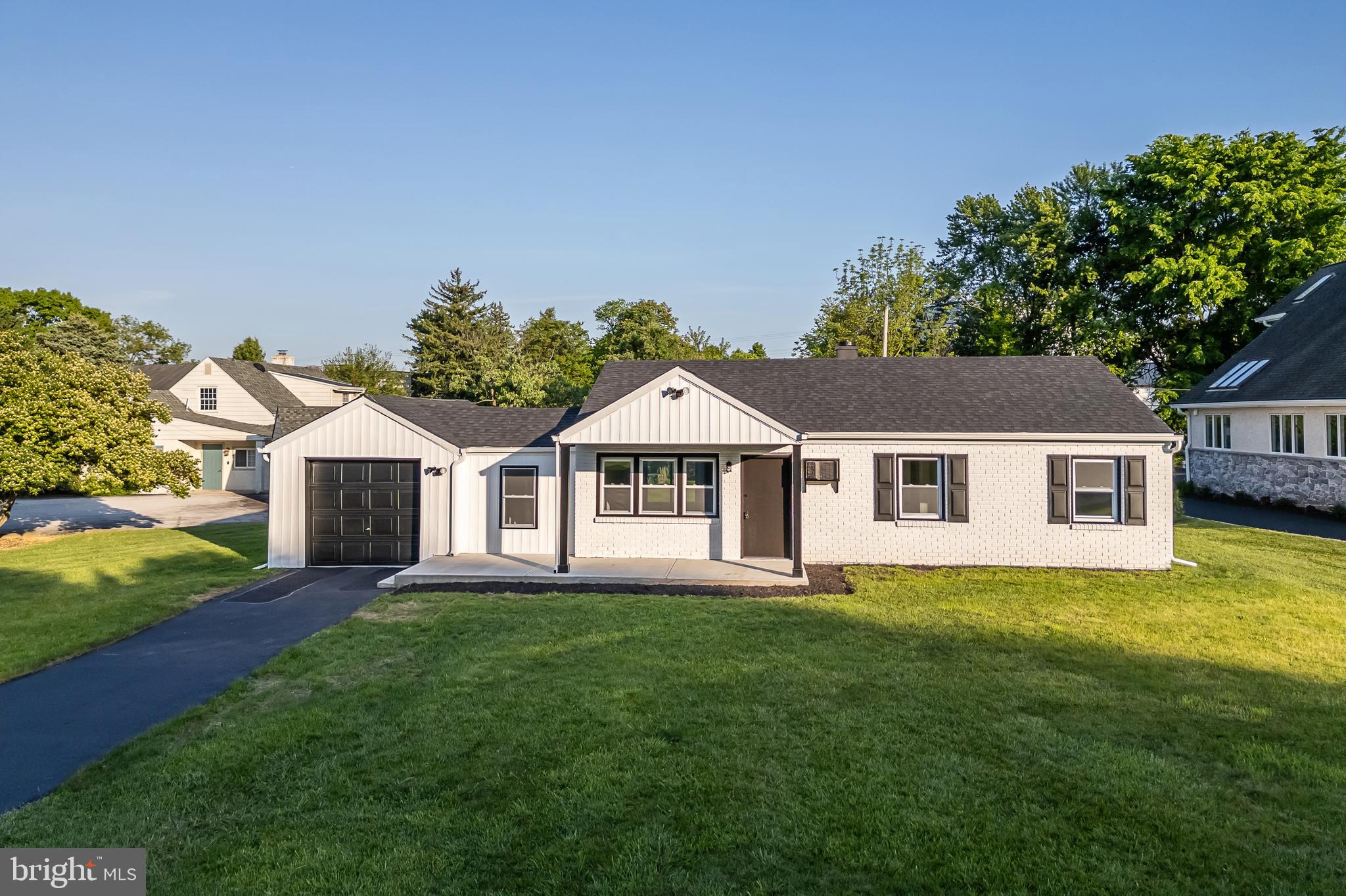 129 Ivy Ln