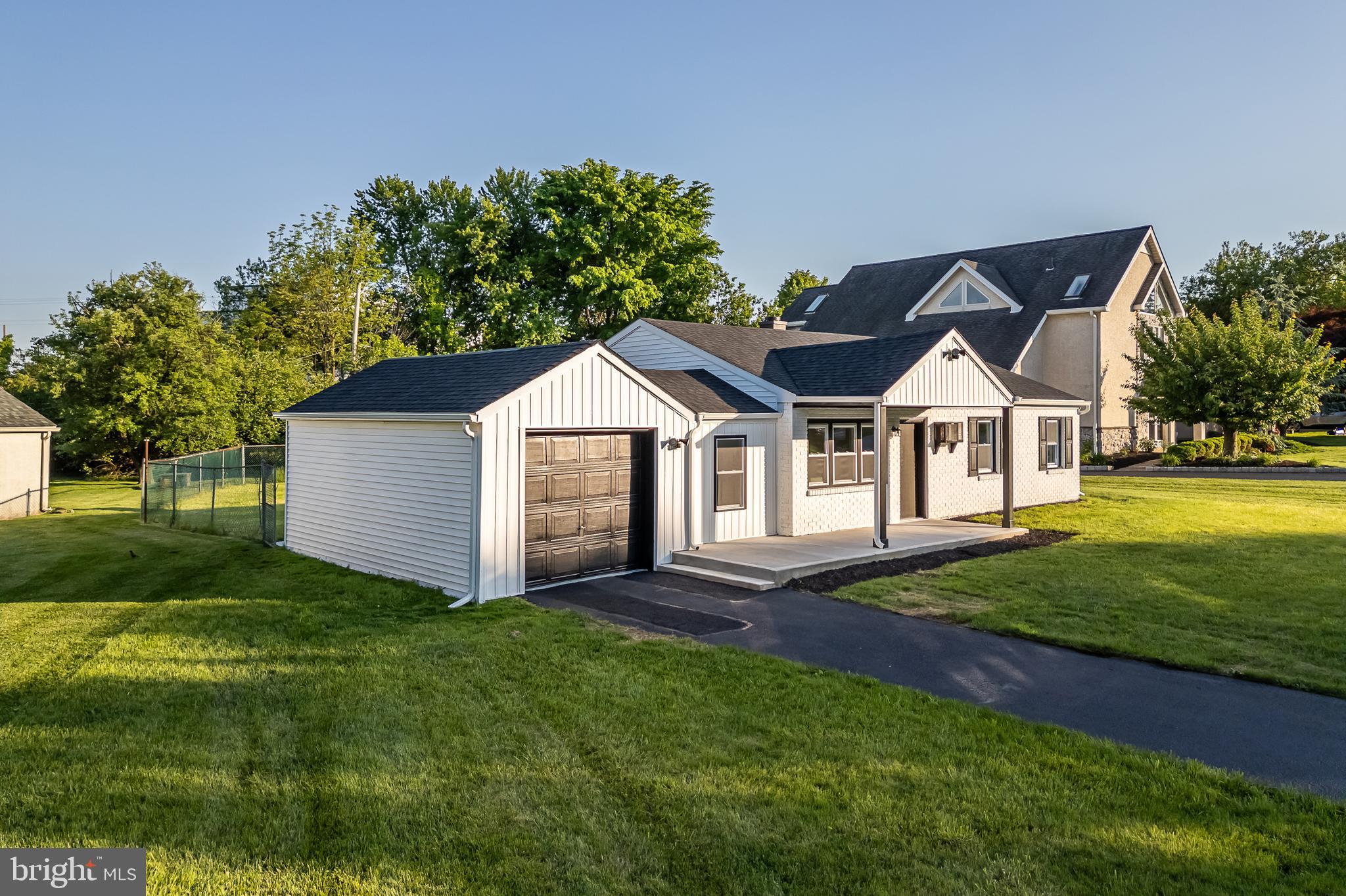 129 Ivy Ln