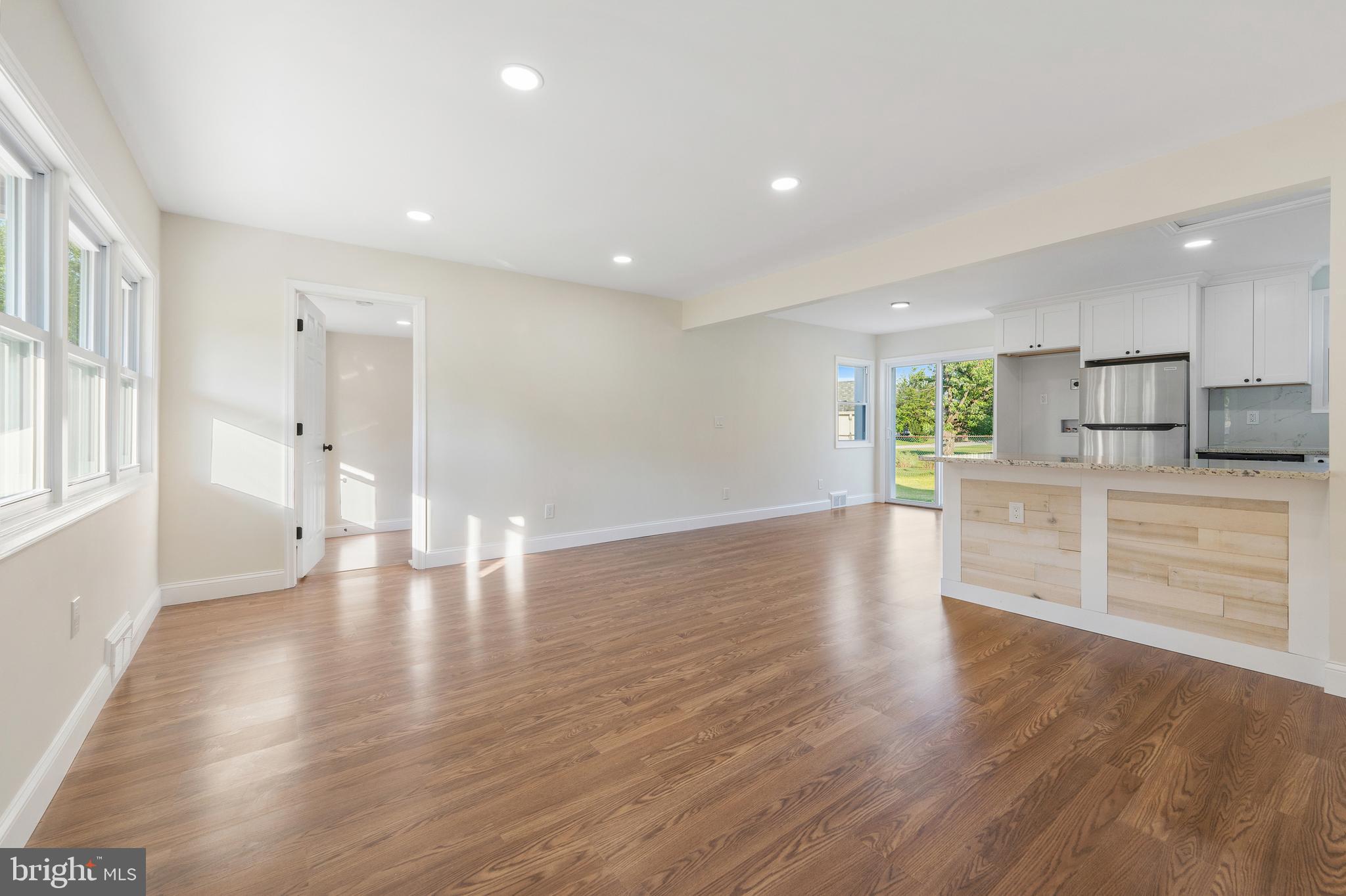 129 Ivy Ln
