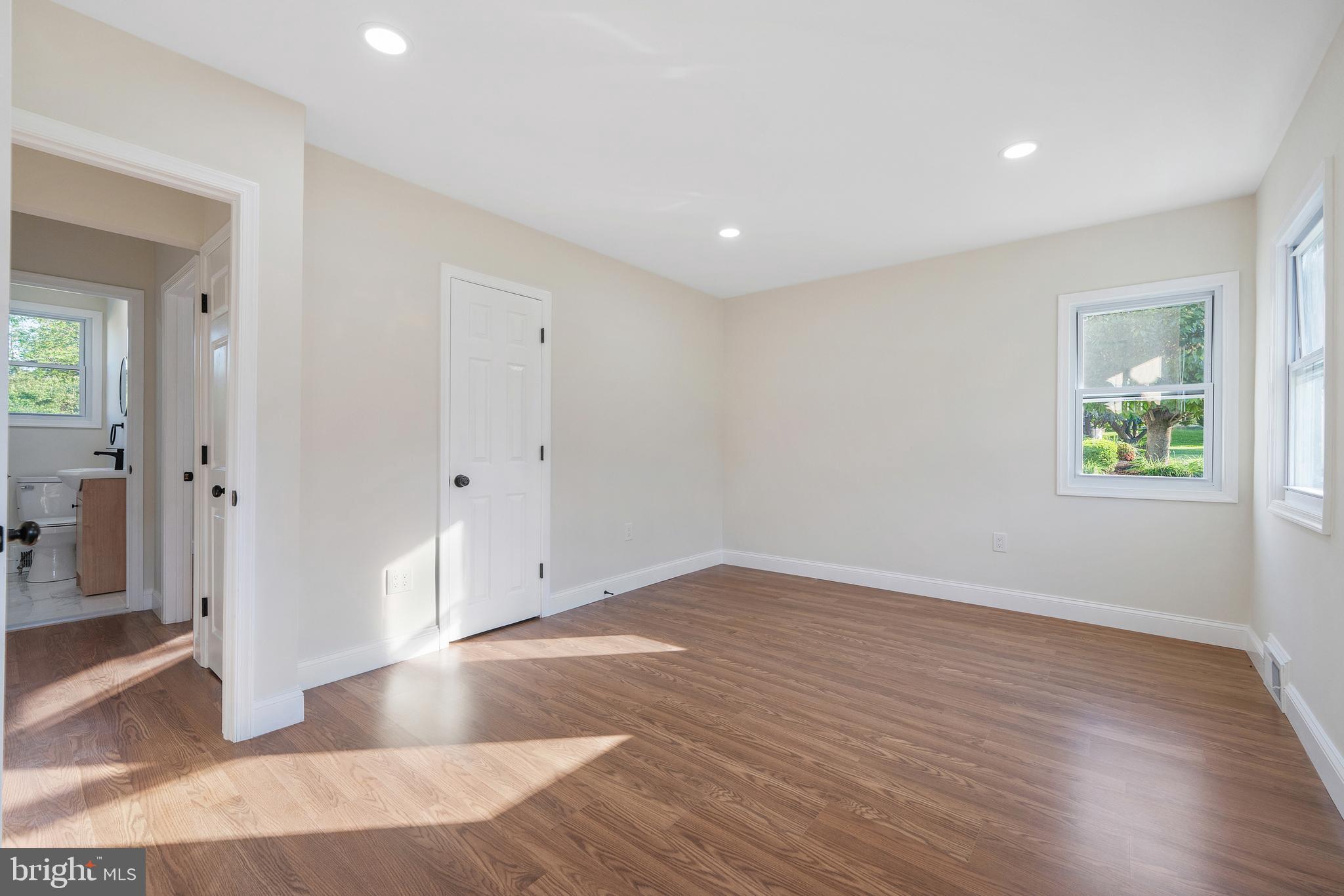 129 Ivy Ln