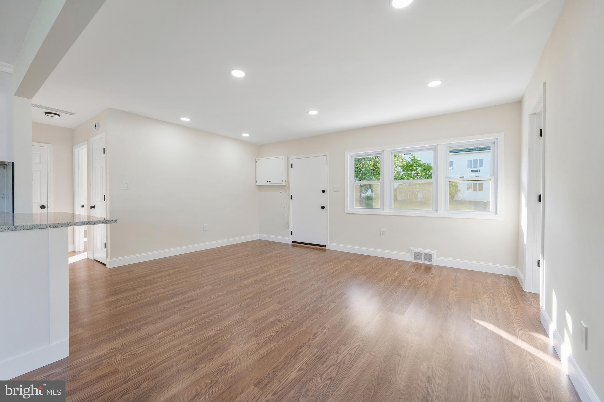 129 Ivy Ln