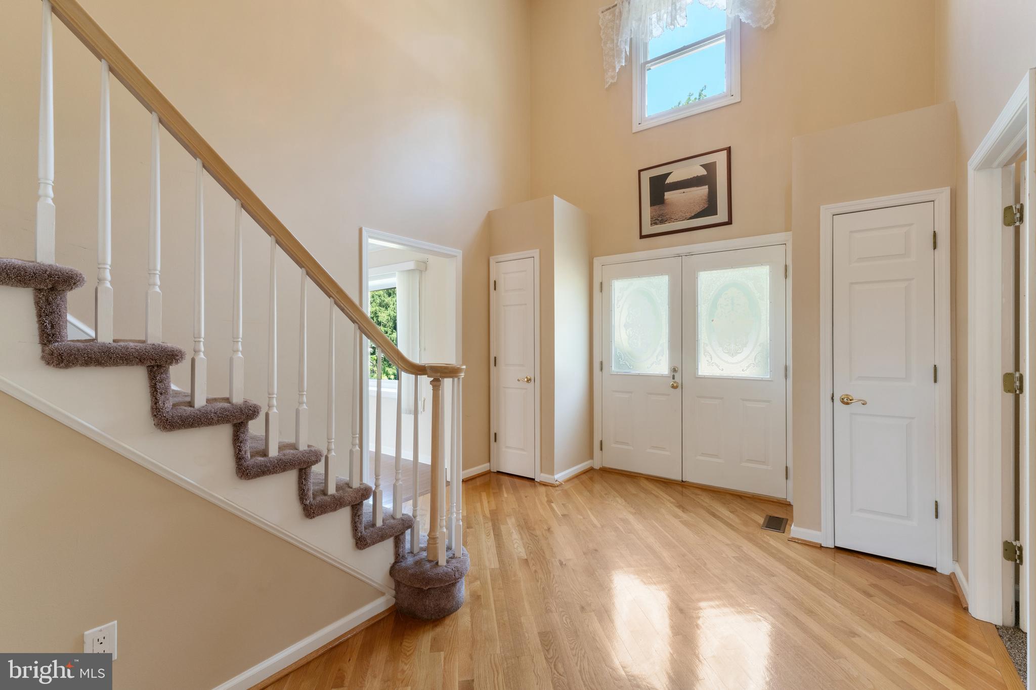 3323 Manor Rd