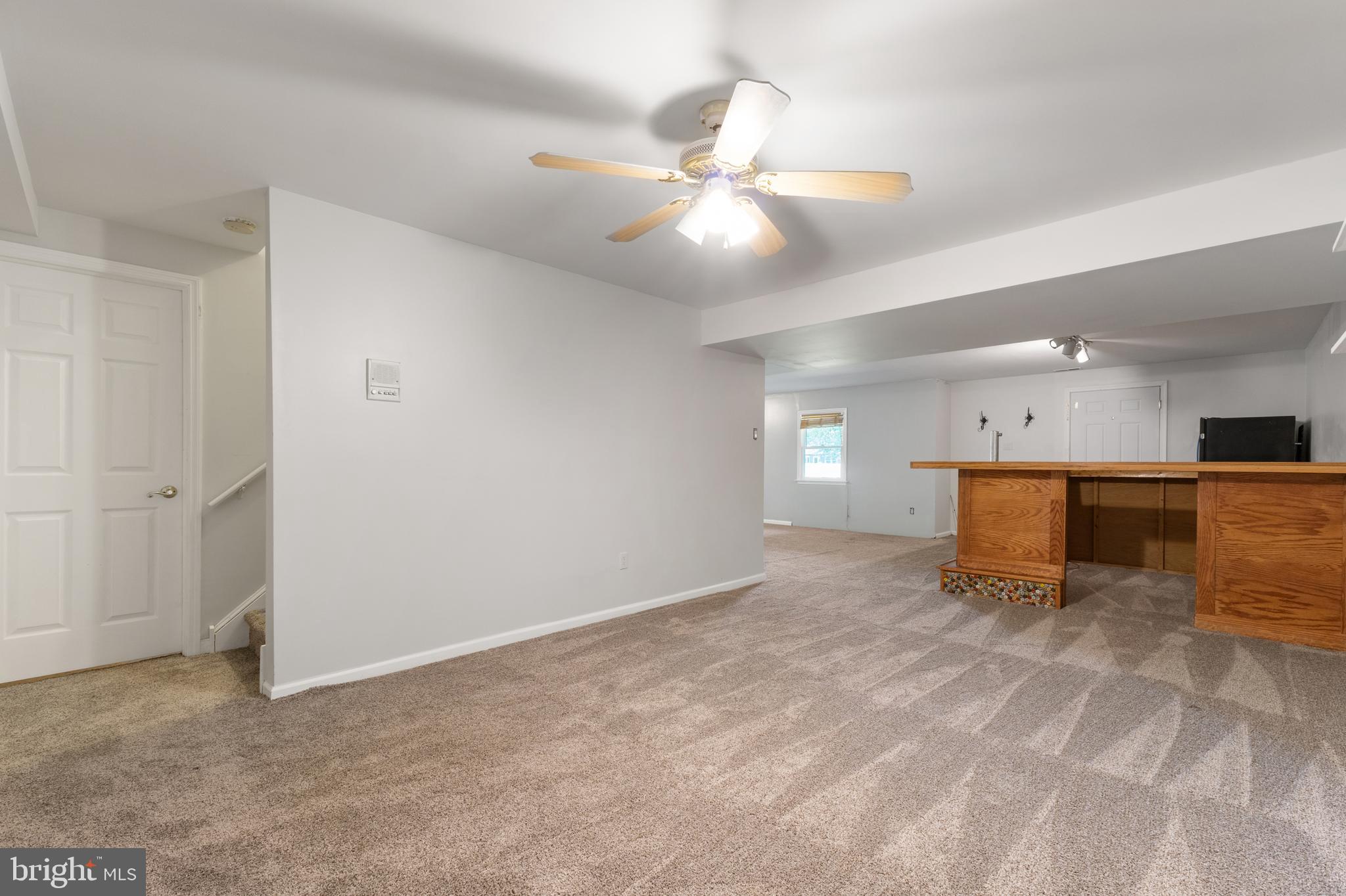3323 Manor Rd