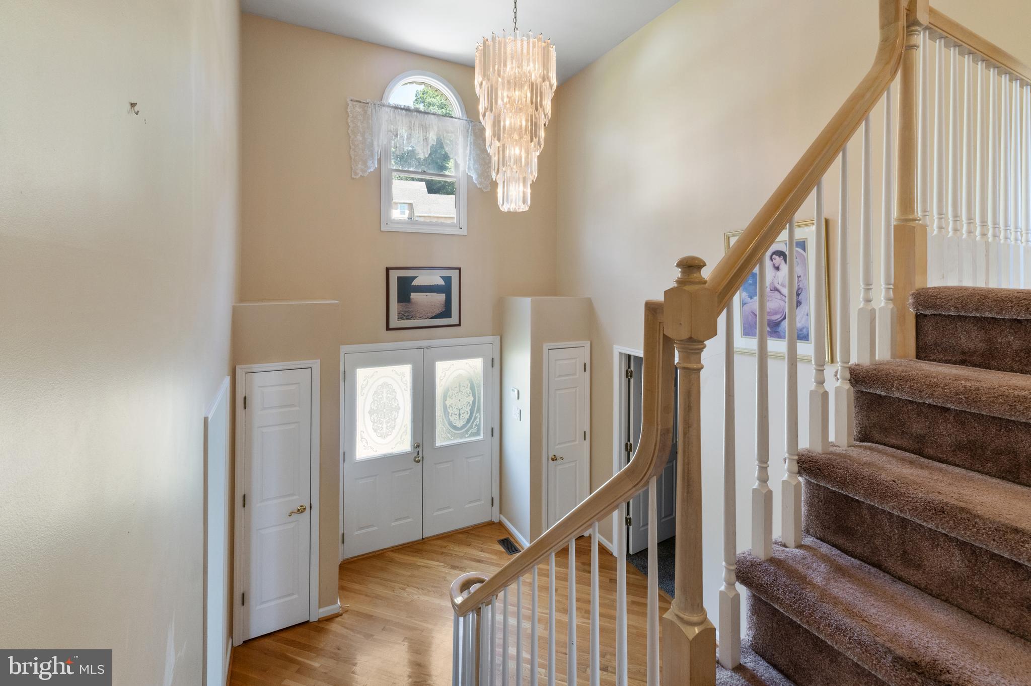 3323 Manor Rd