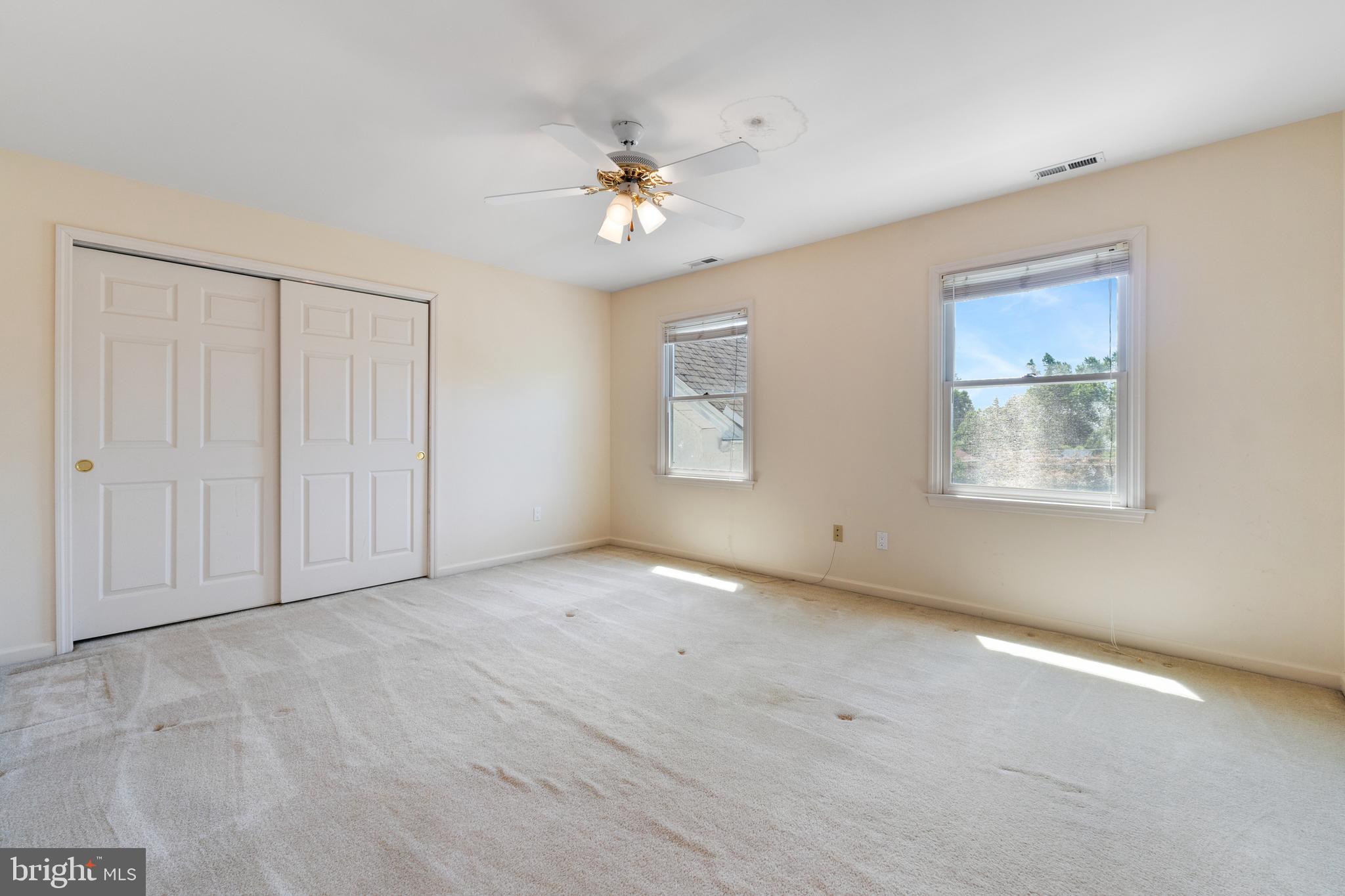 3323 Manor Rd
