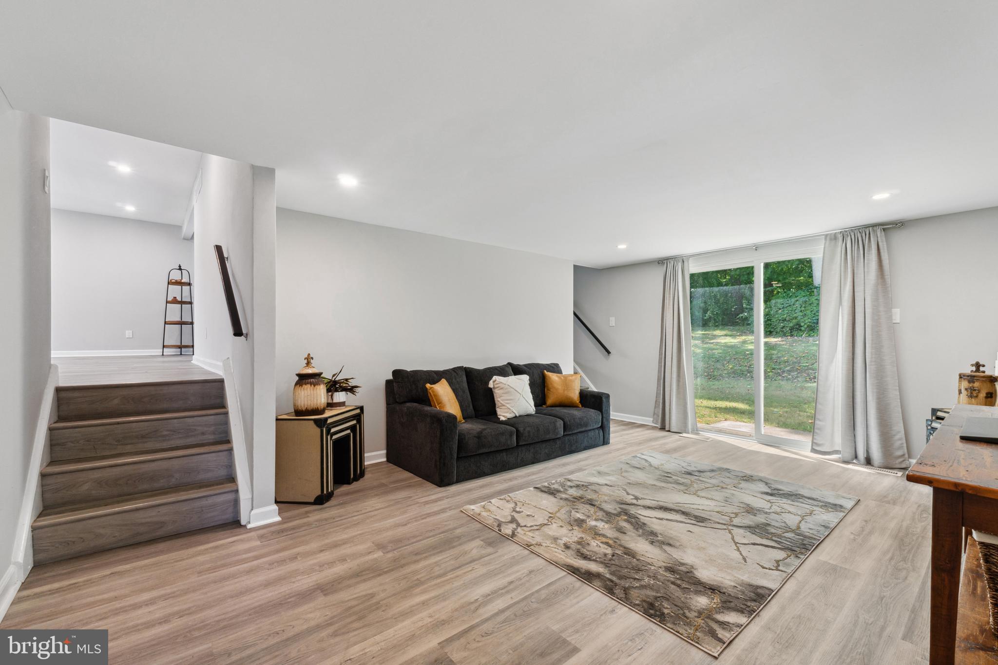3138 Alpin Dr