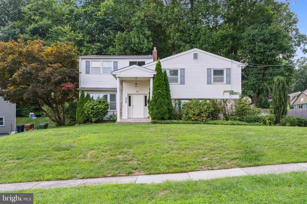 3138 Alpin Dr
