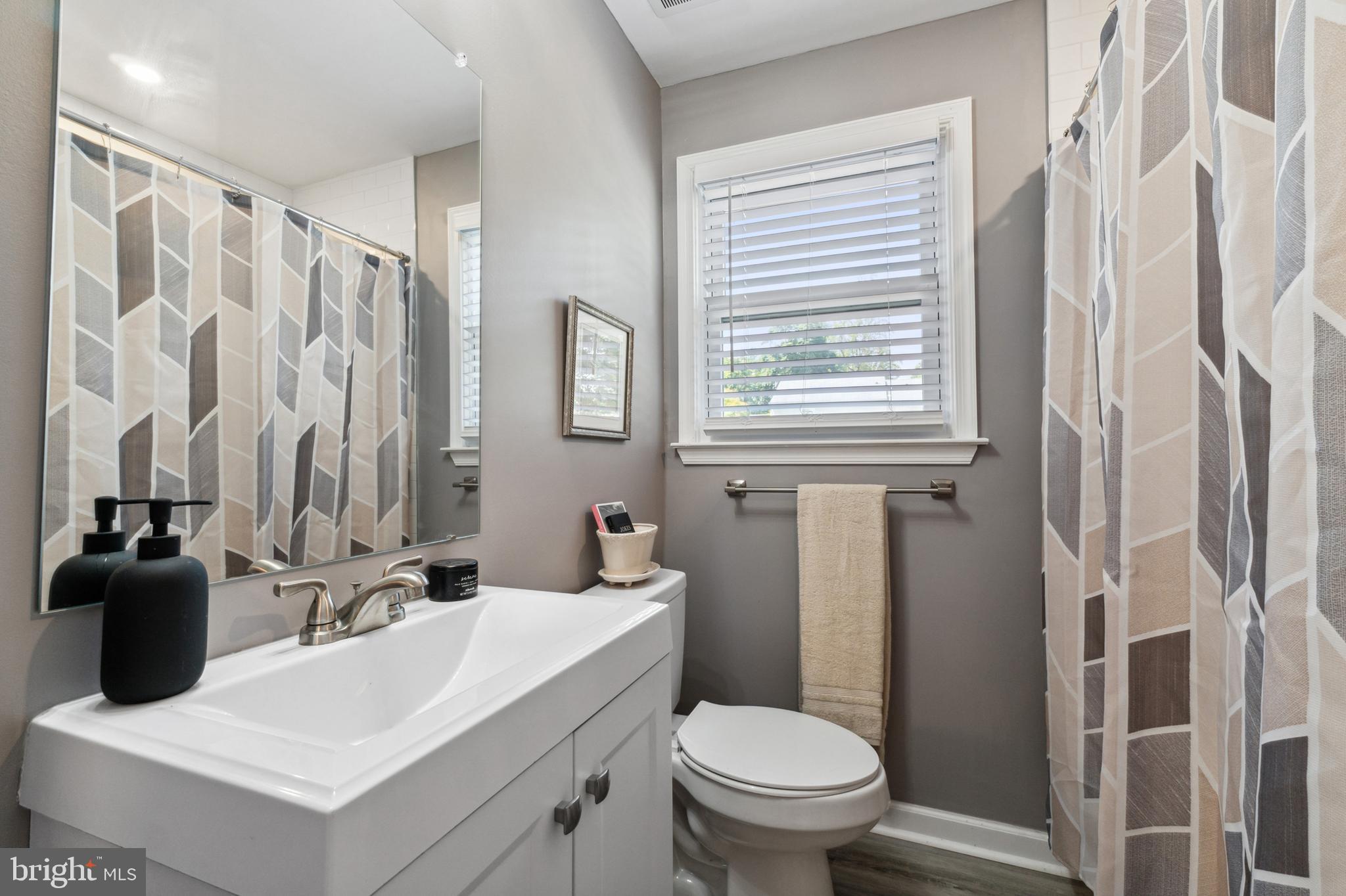 3138 Alpin Dr