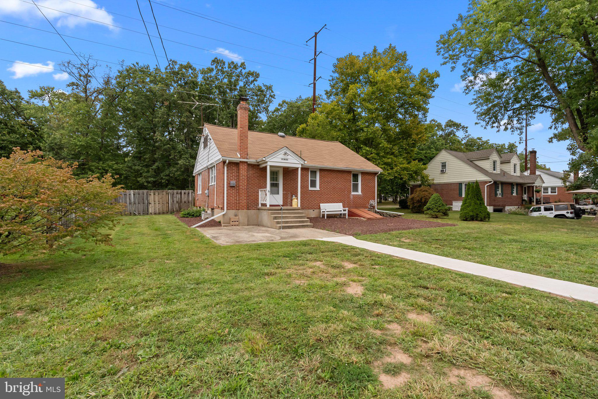 2035 Bergey Rd