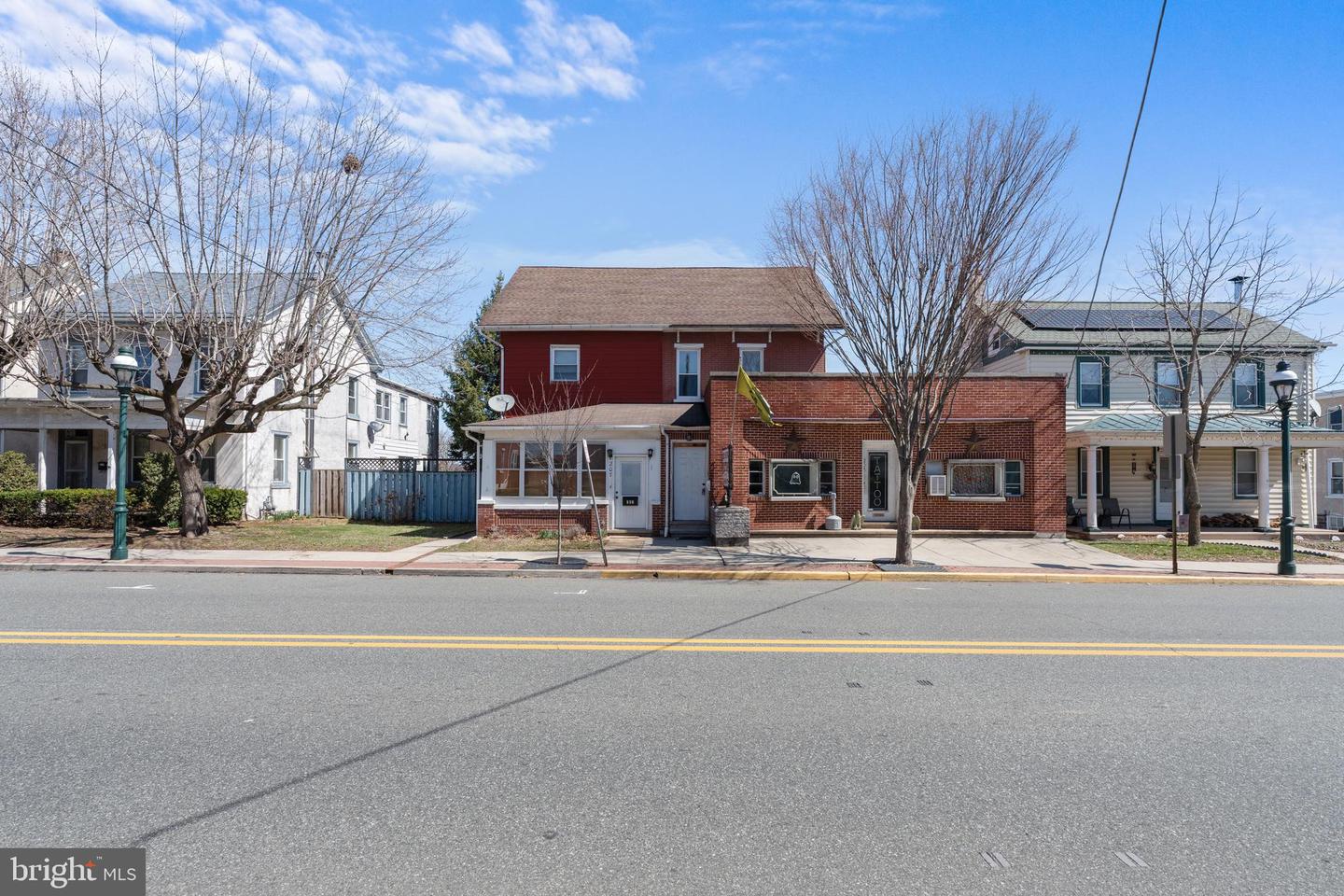 205 Main St