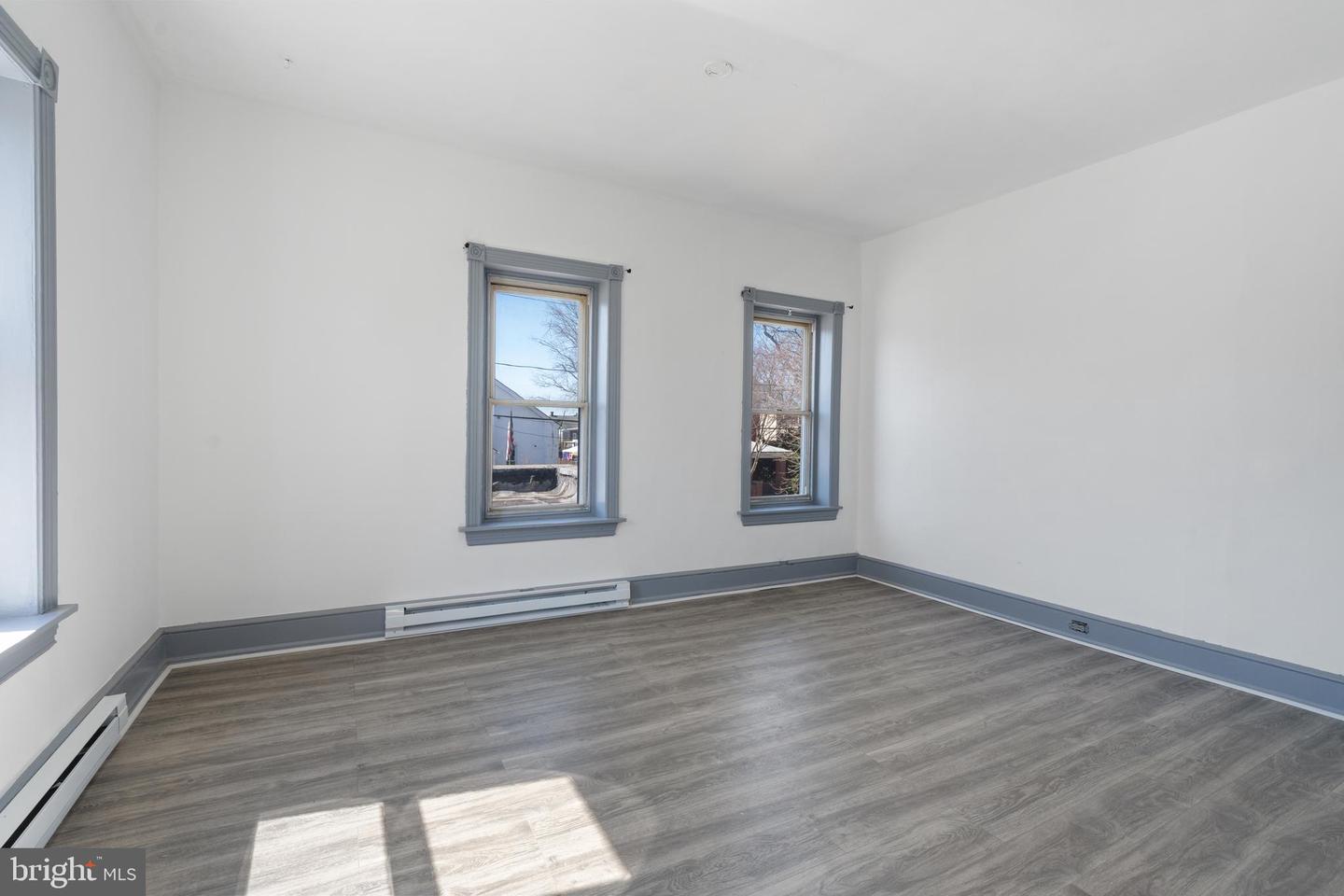 205 Main St