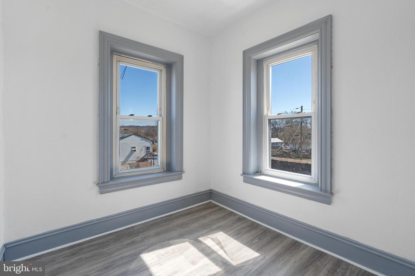 205 Main St