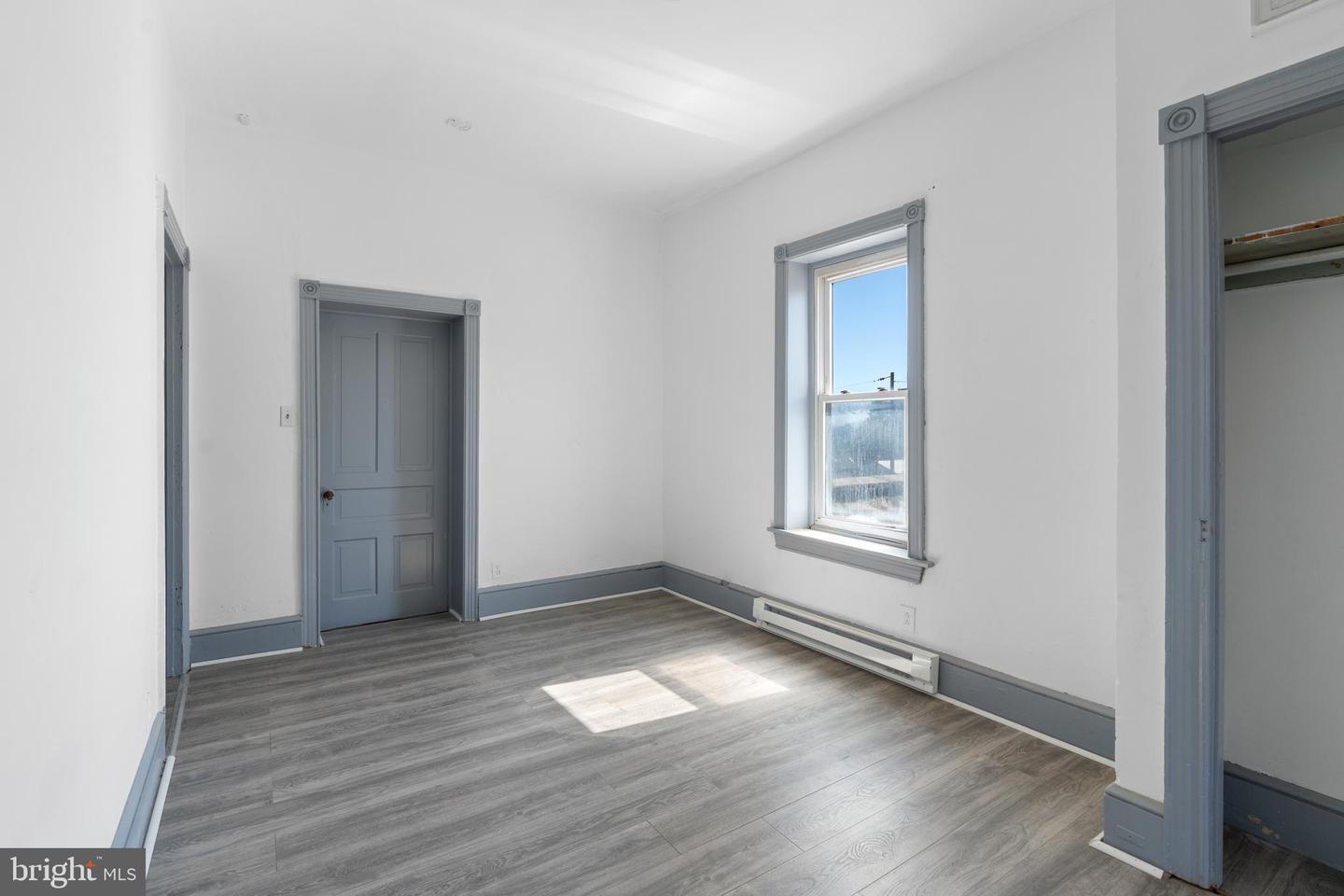 205 Main St