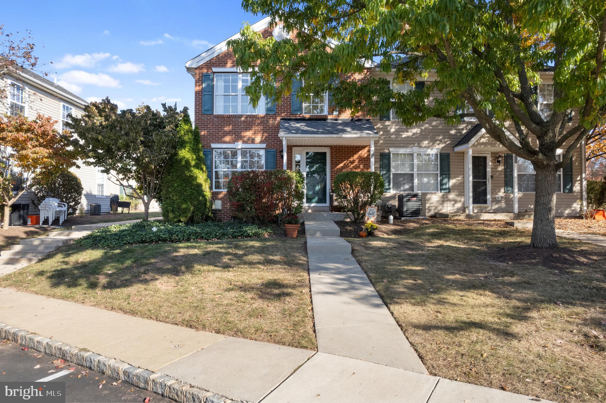 116 Arden Ct