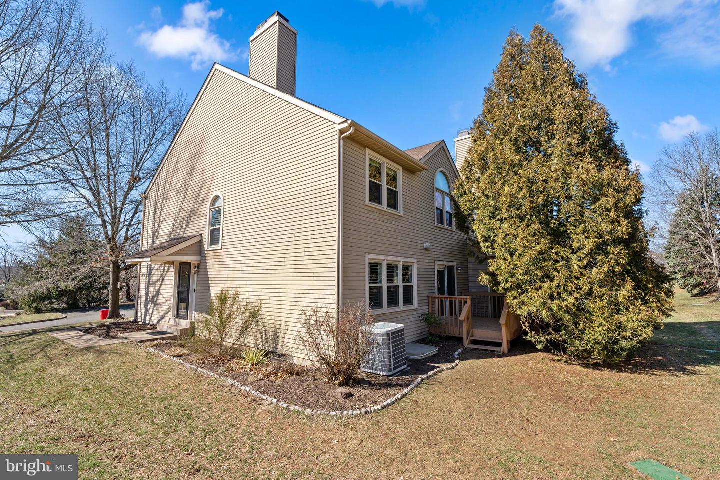 1140 Keats Ct