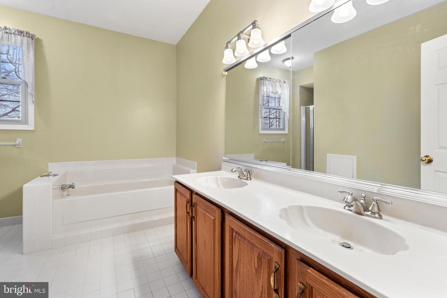 1140 Keats Ct
