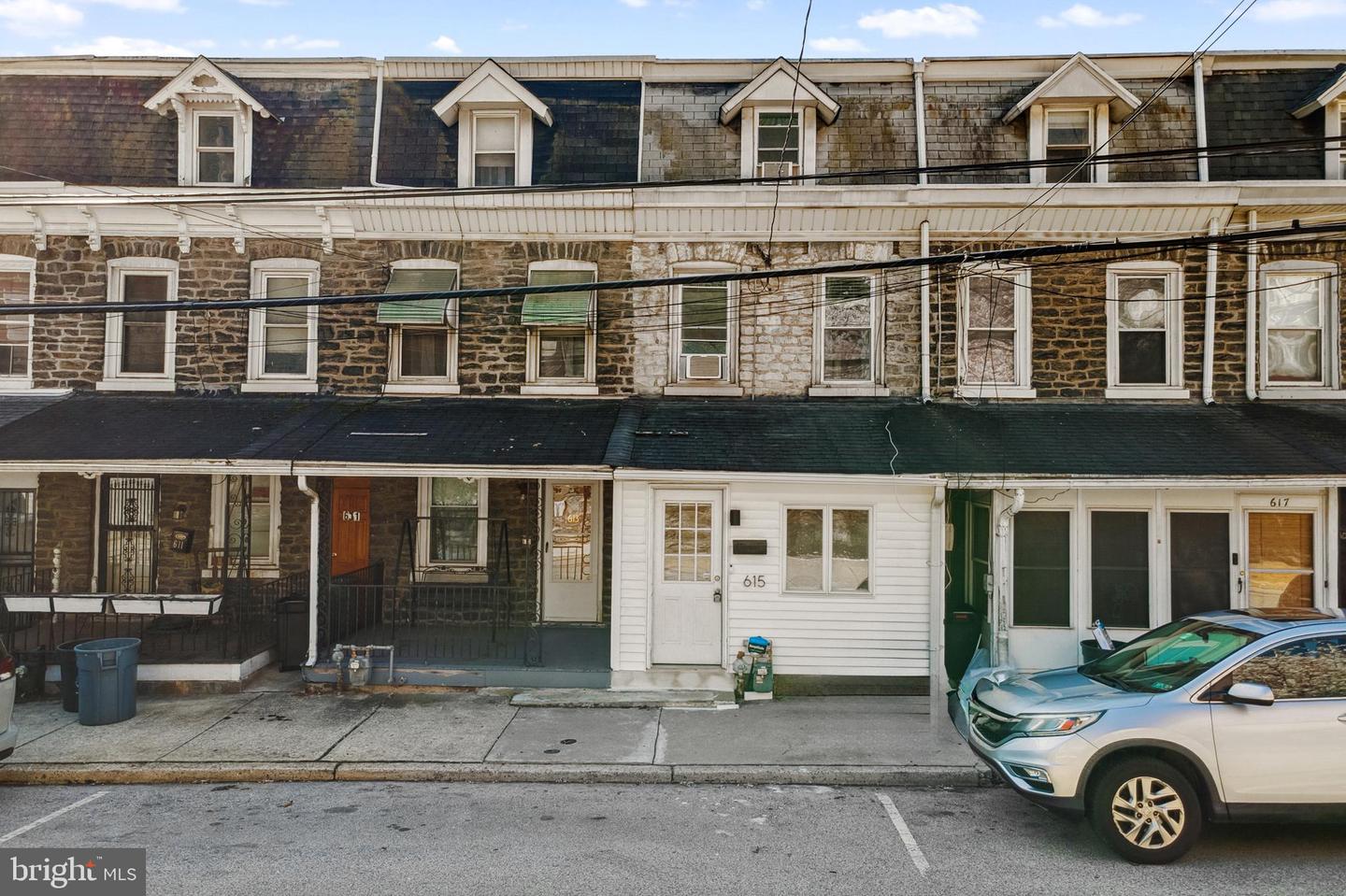 615 Ford St