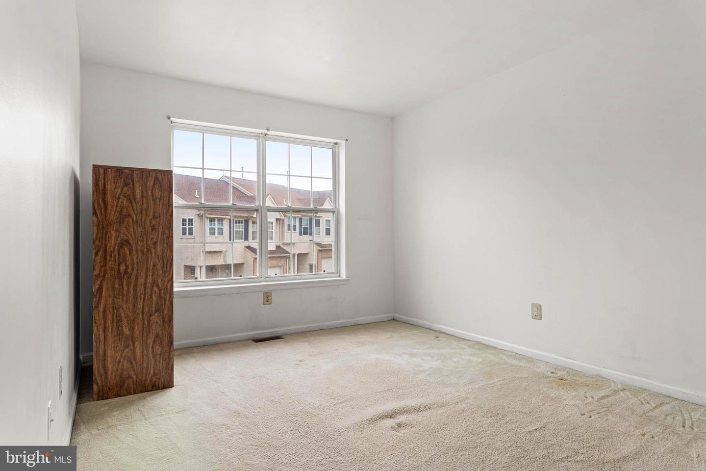 1 Cherry Ct
