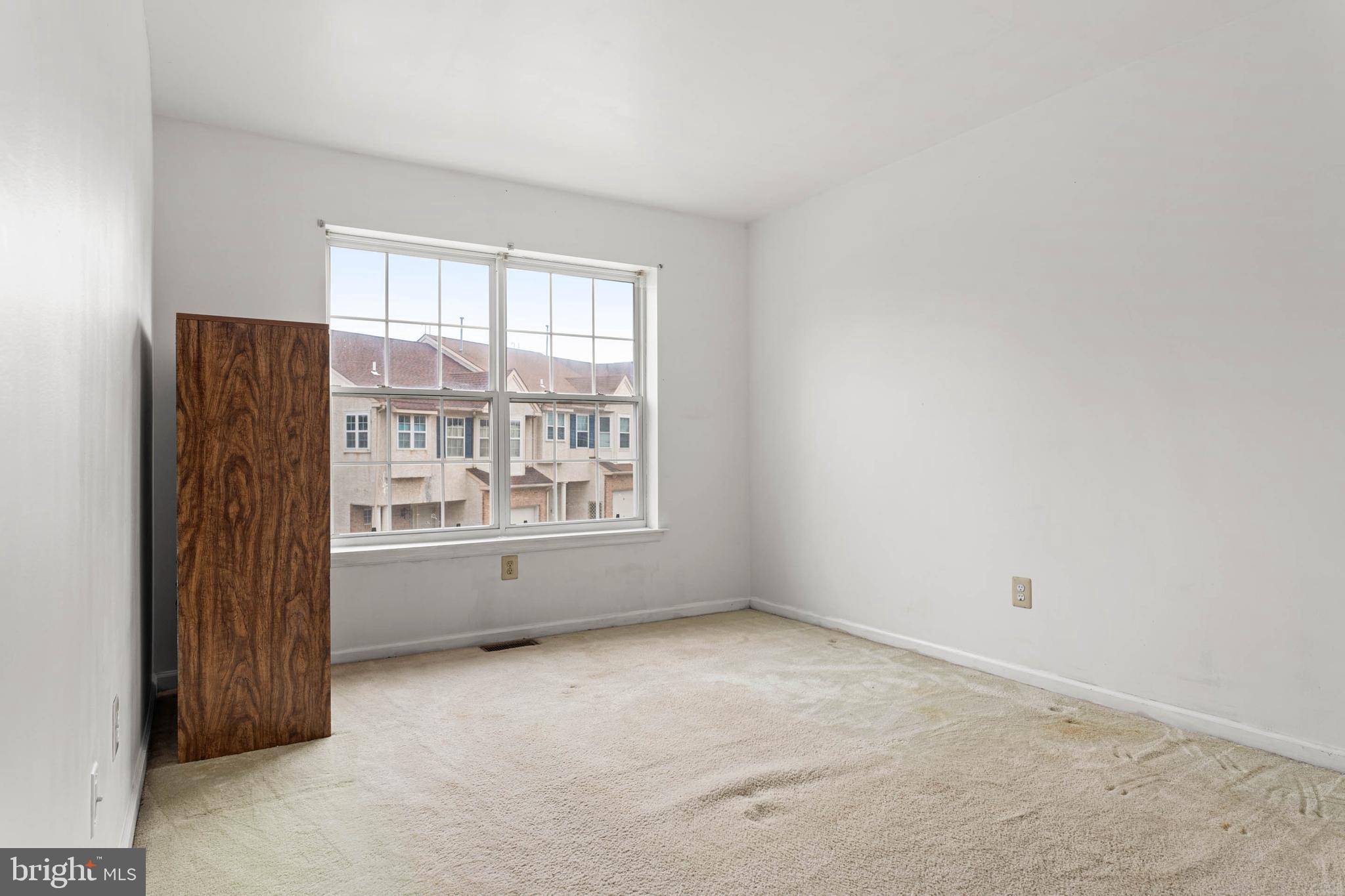 1 Cherry Ct