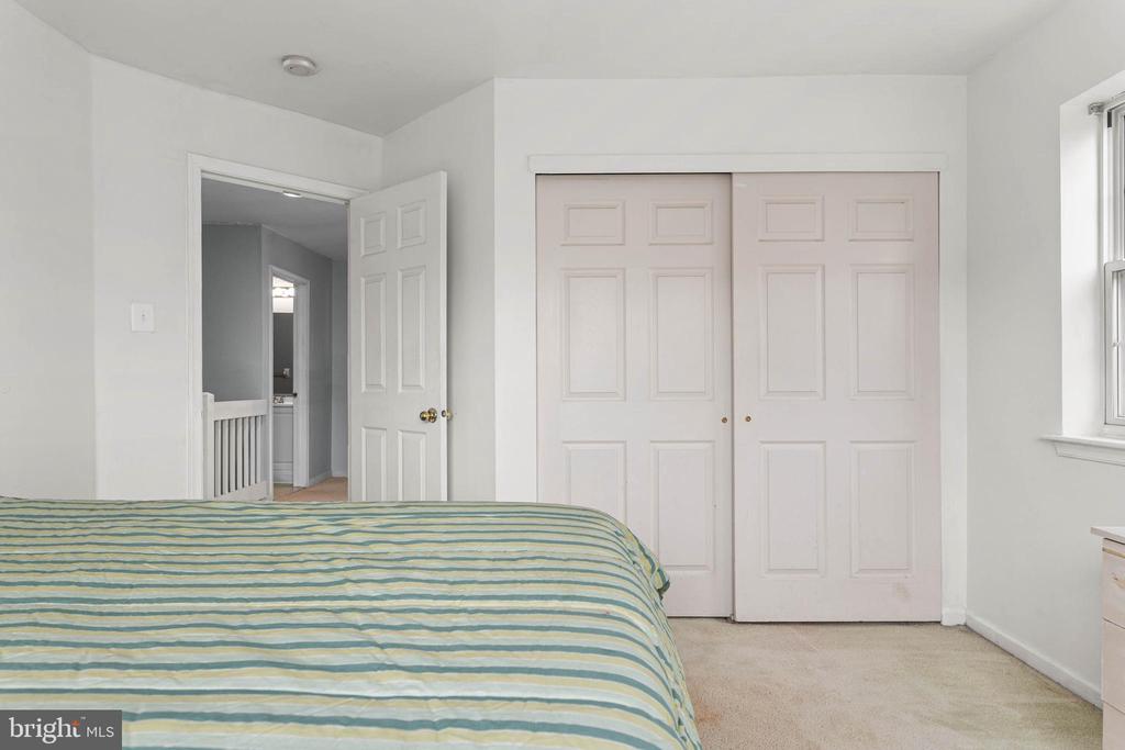 1 Cherry Ct