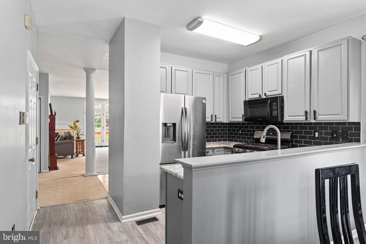 1 Cherry Ct