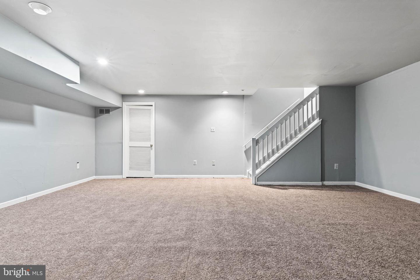 1 Cherry Ct