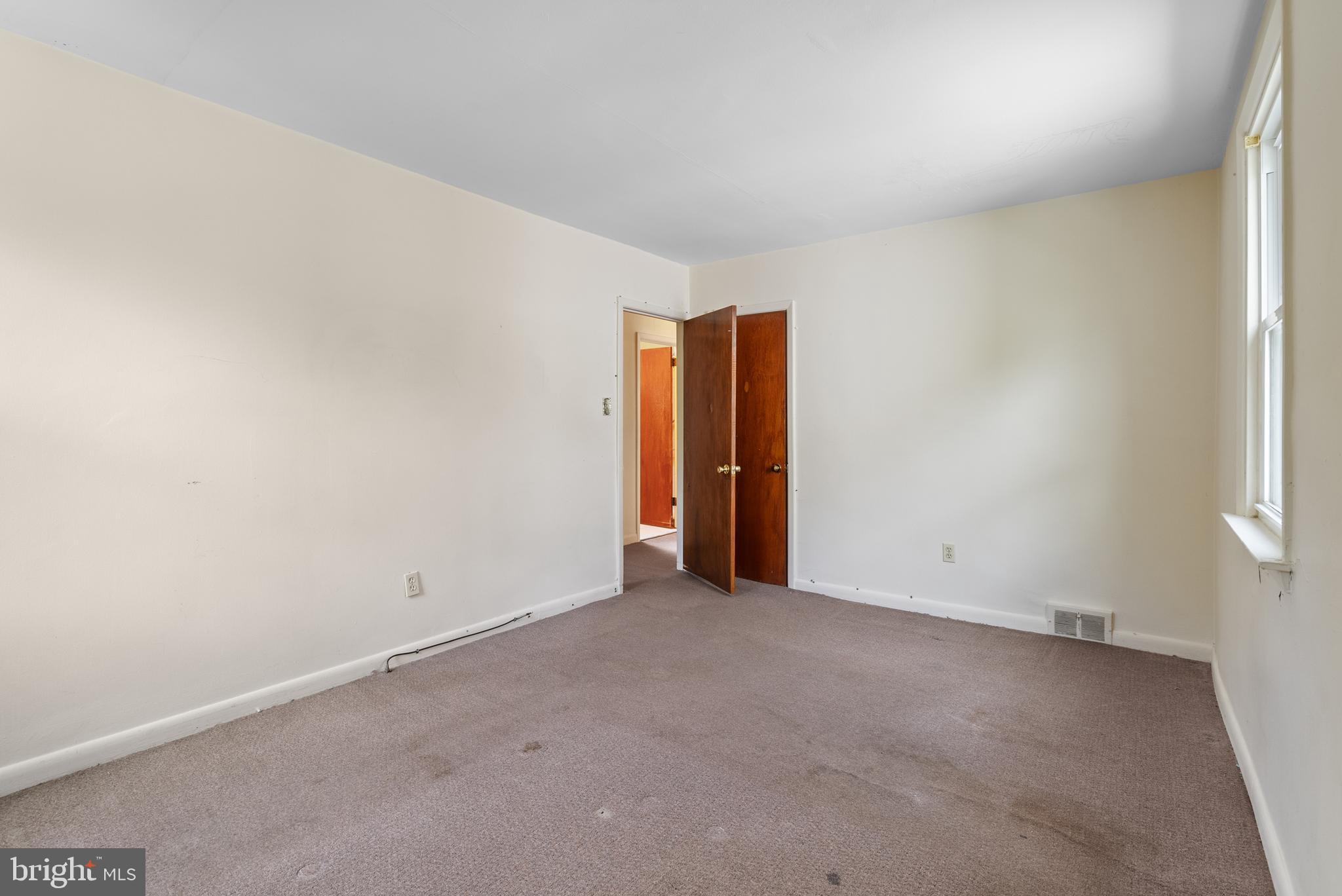 1716 Dartmouth Dr