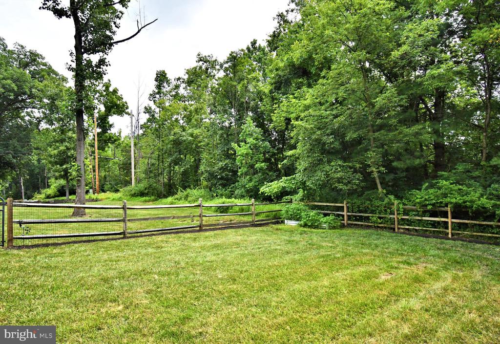 2312 LITTLE ROAD