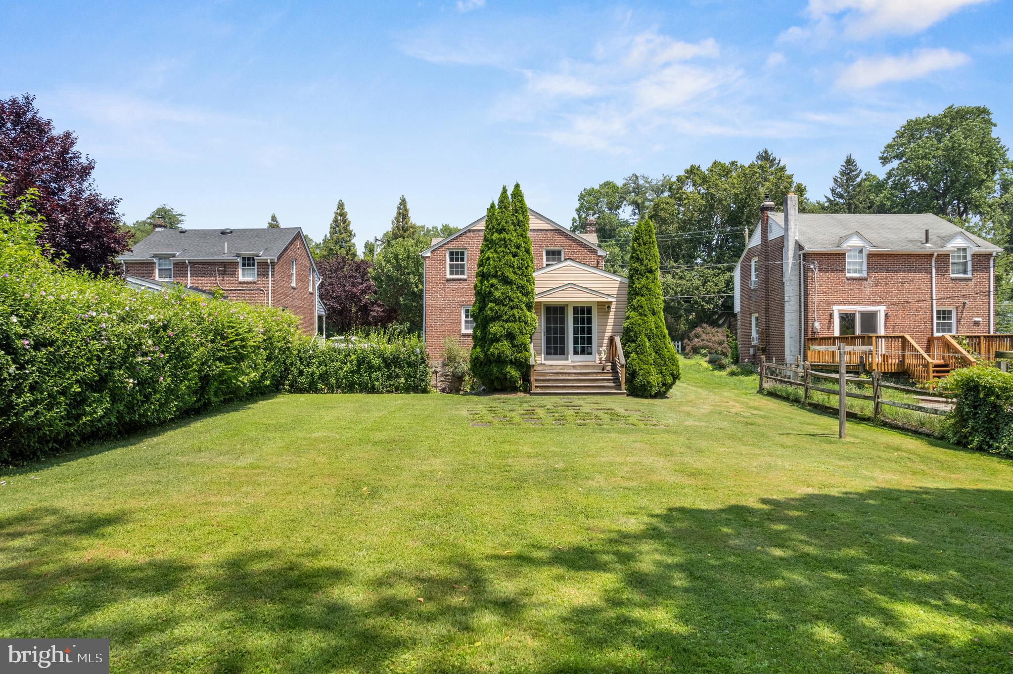 2132 Jenkintown
