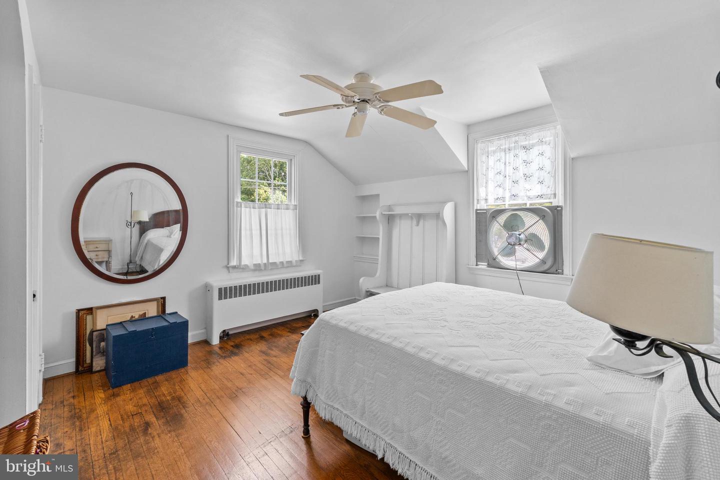 2132 Jenkintown