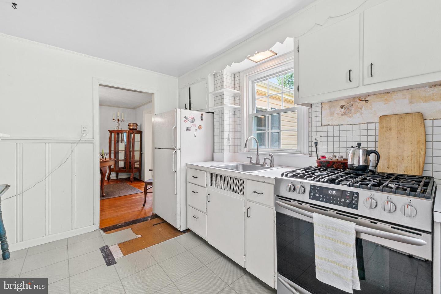 2132 Jenkintown
