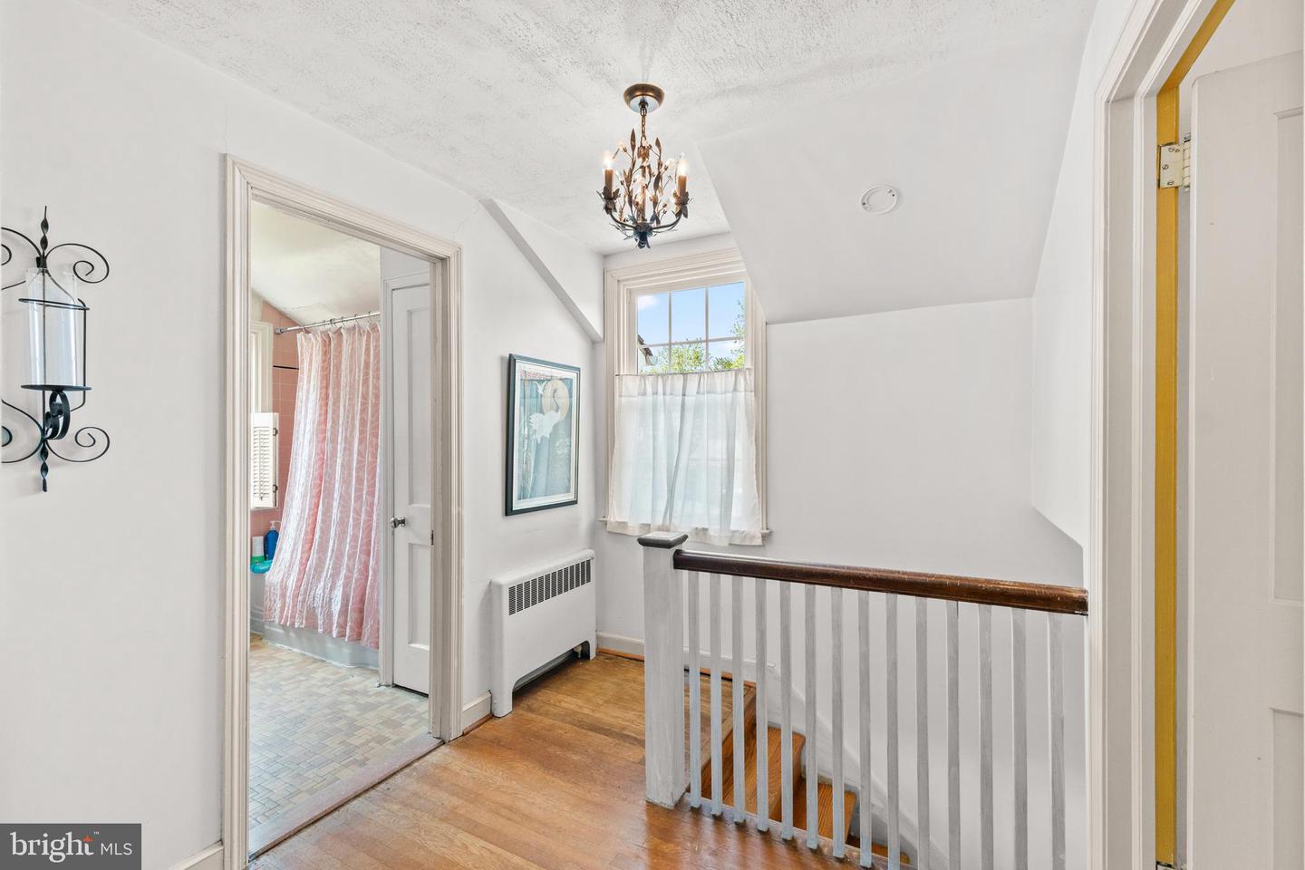 2132 Jenkintown