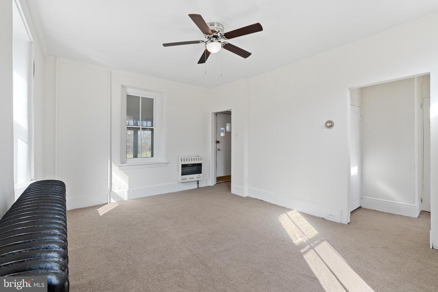 5 S Maple Ave