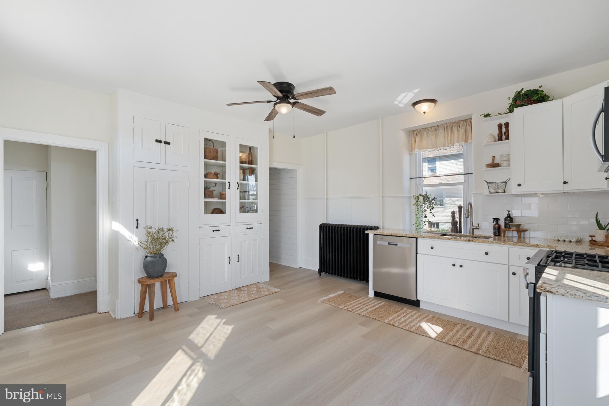 5 S Maple Ave