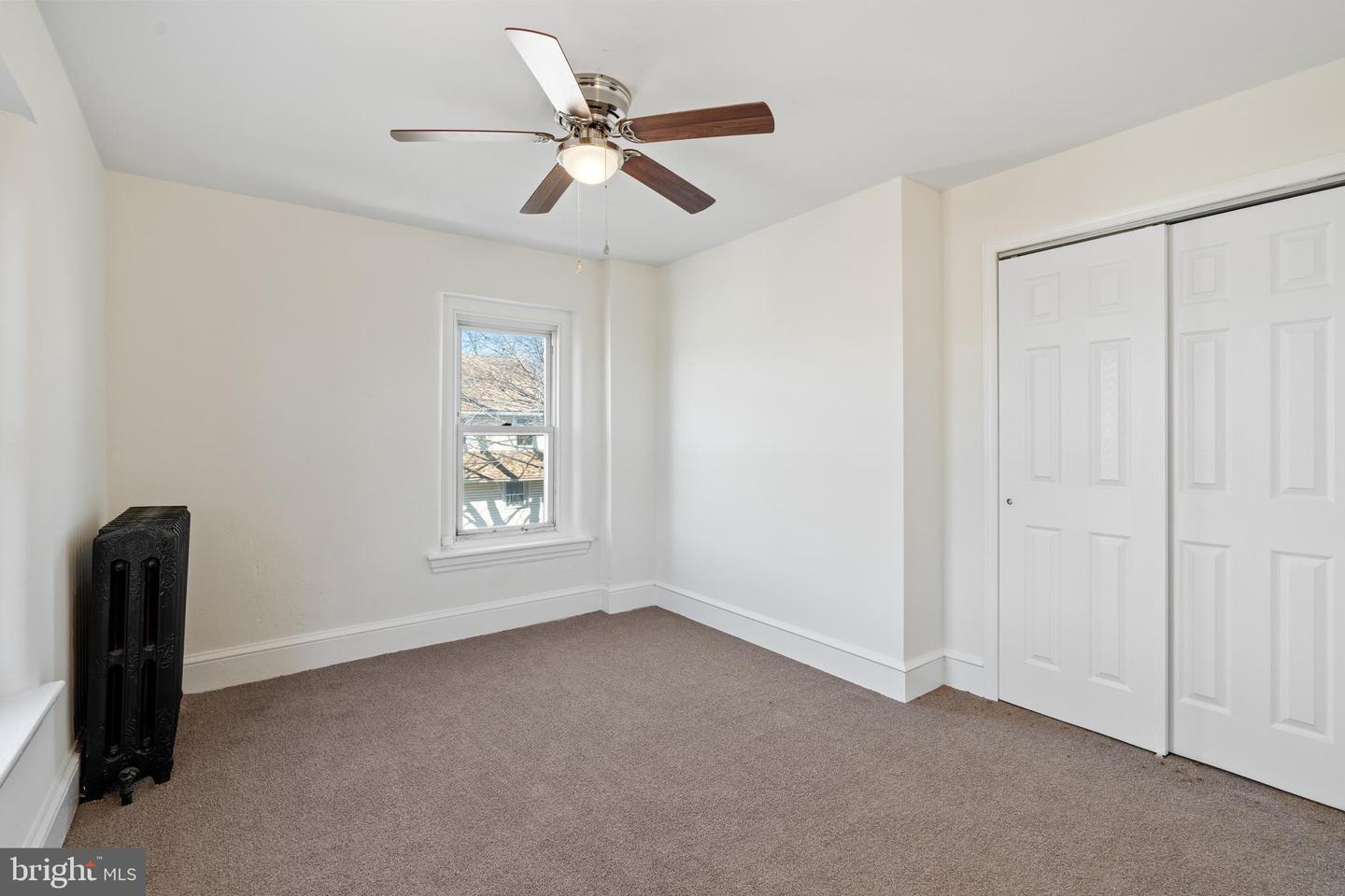 5 S Maple Ave