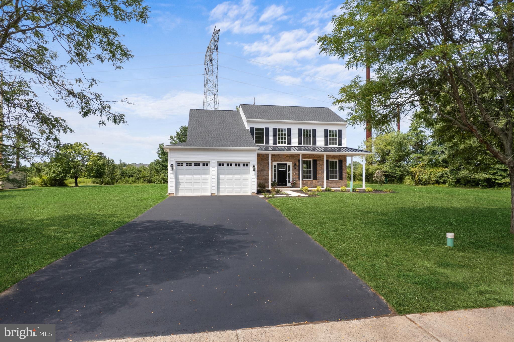 820 Waterford Dr
