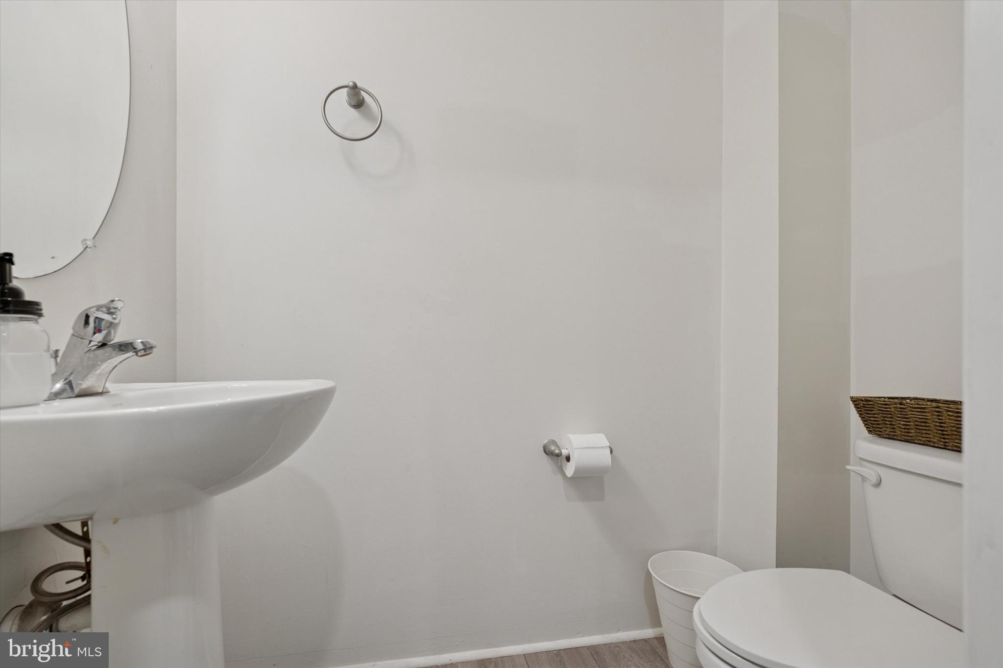 1525 DEKALB STREET 121