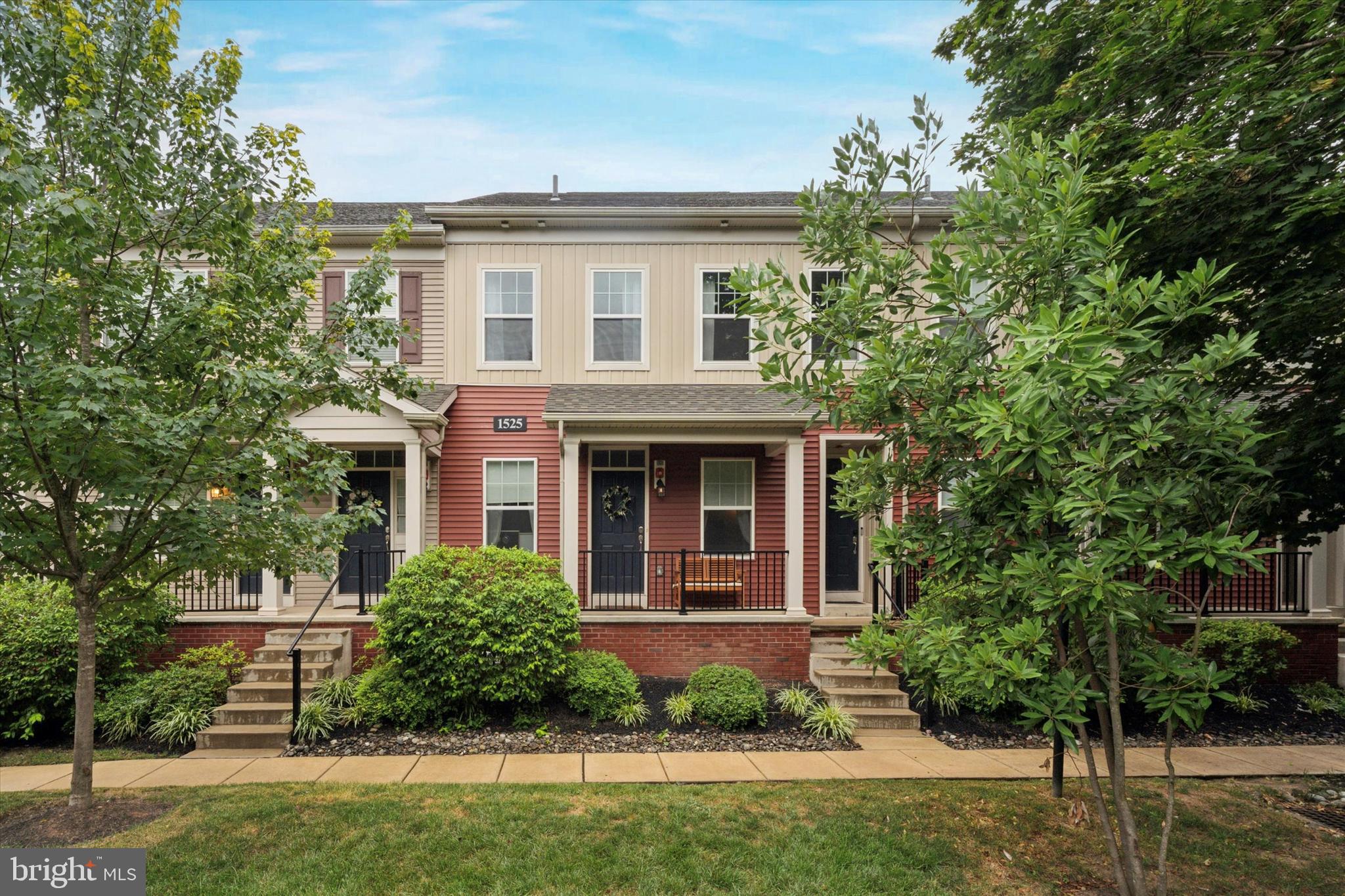 1525 DEKALB STREET 121