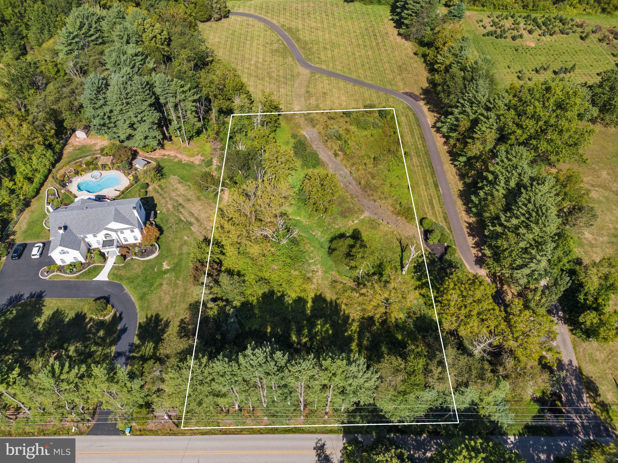 1073 N GRANGE AVENUE