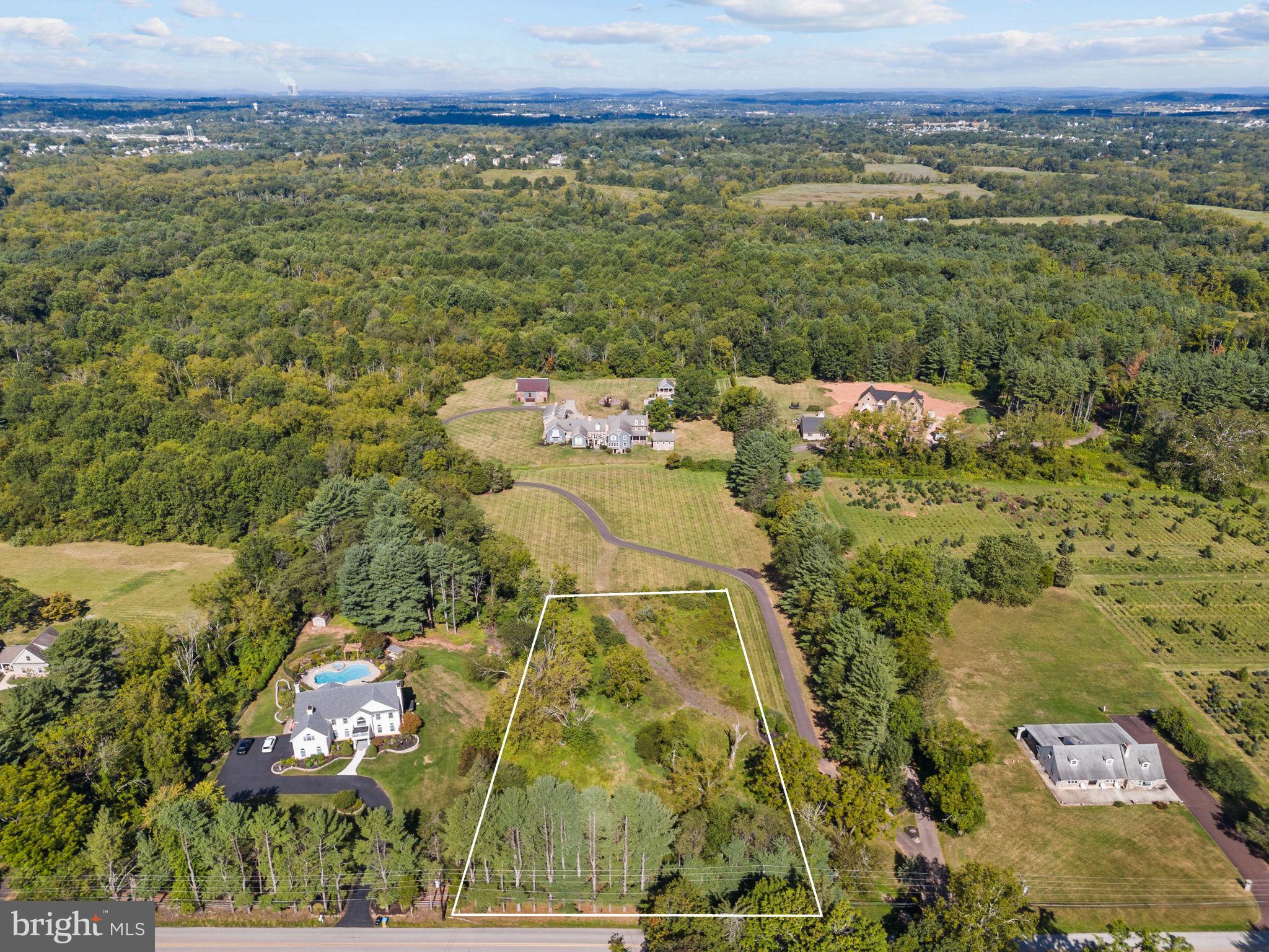 1073 N GRANGE AVENUE