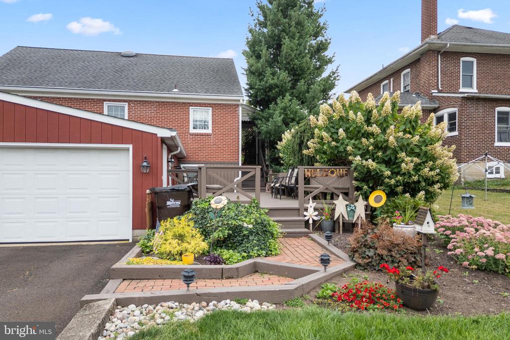 191 W RELIANCE ROAD