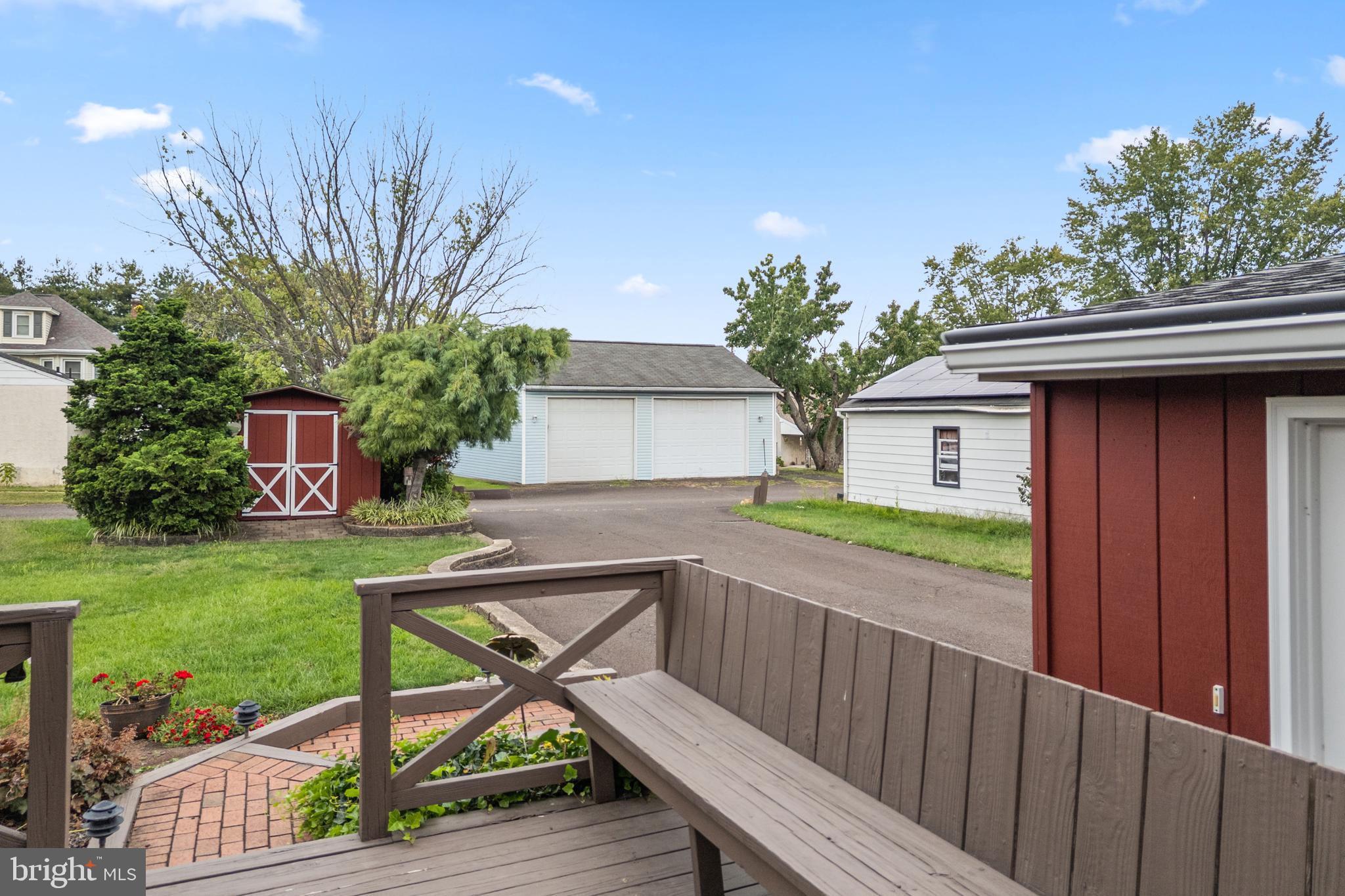 191 W RELIANCE ROAD