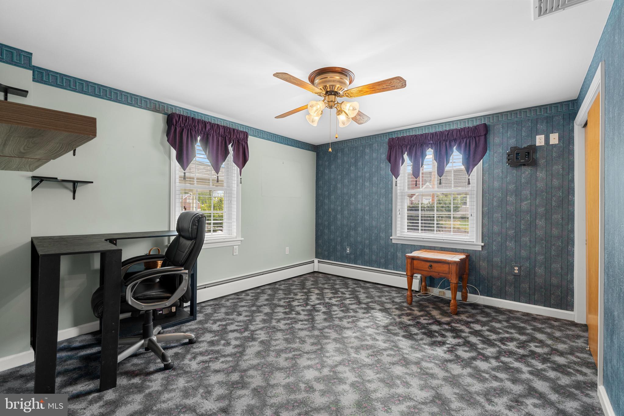 191 W RELIANCE ROAD