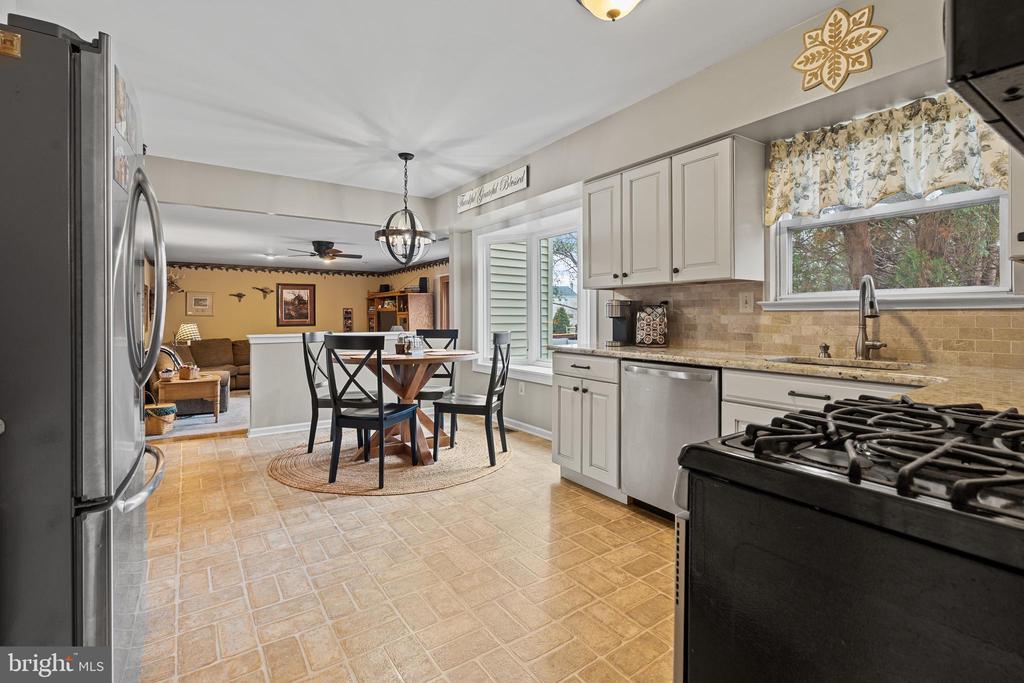 701 QUAIL CIRCLE