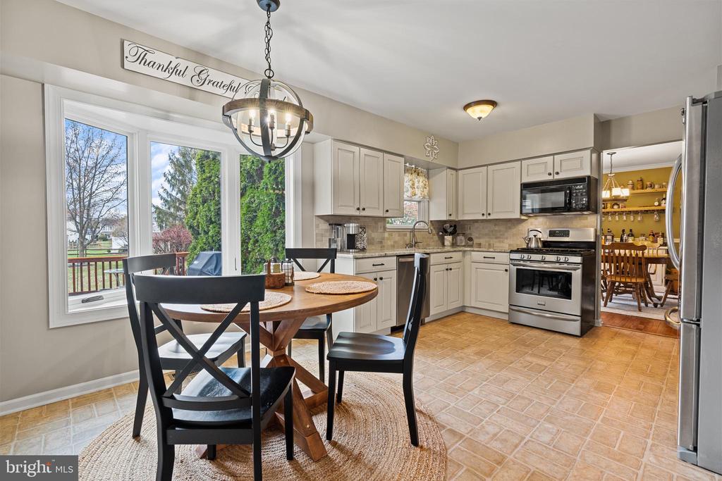701 QUAIL CIRCLE