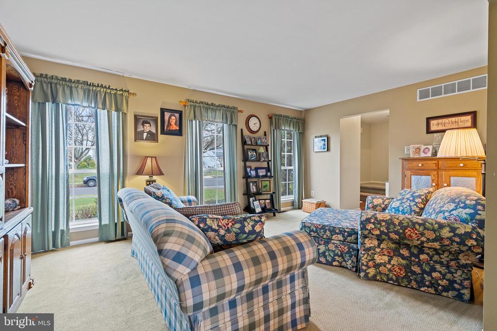 701 QUAIL CIRCLE