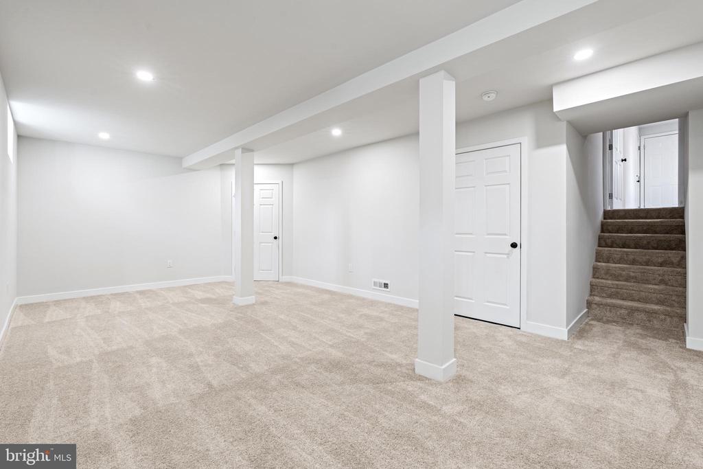 107 MAPLE AVENUE