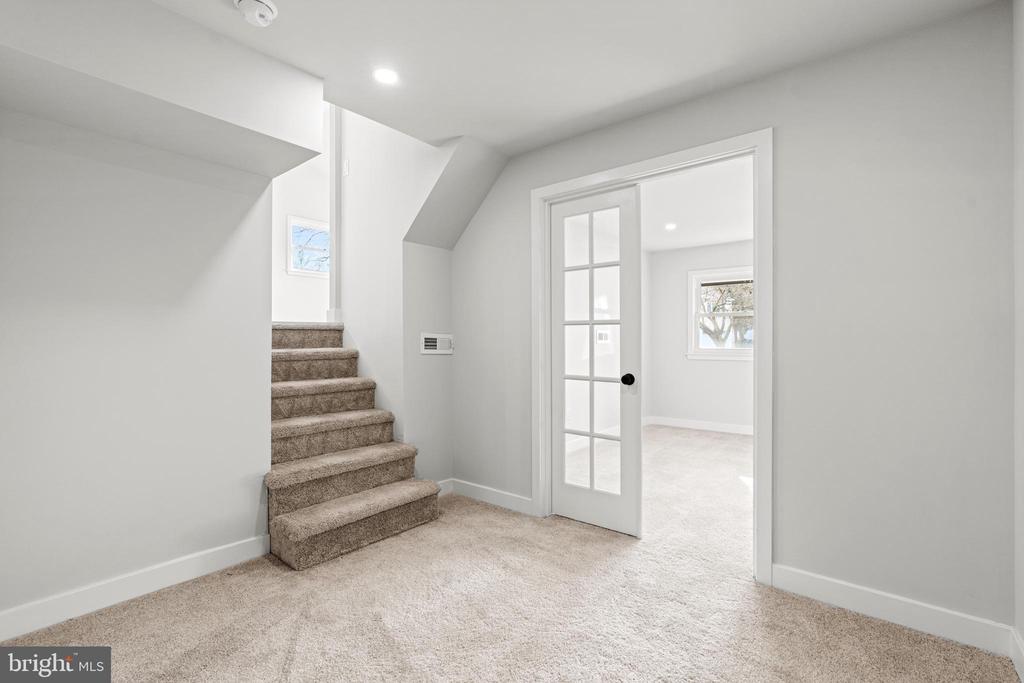 107 MAPLE AVENUE